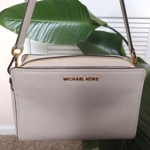 Michael Kors Jet Set Crossbody Bag Light Cream